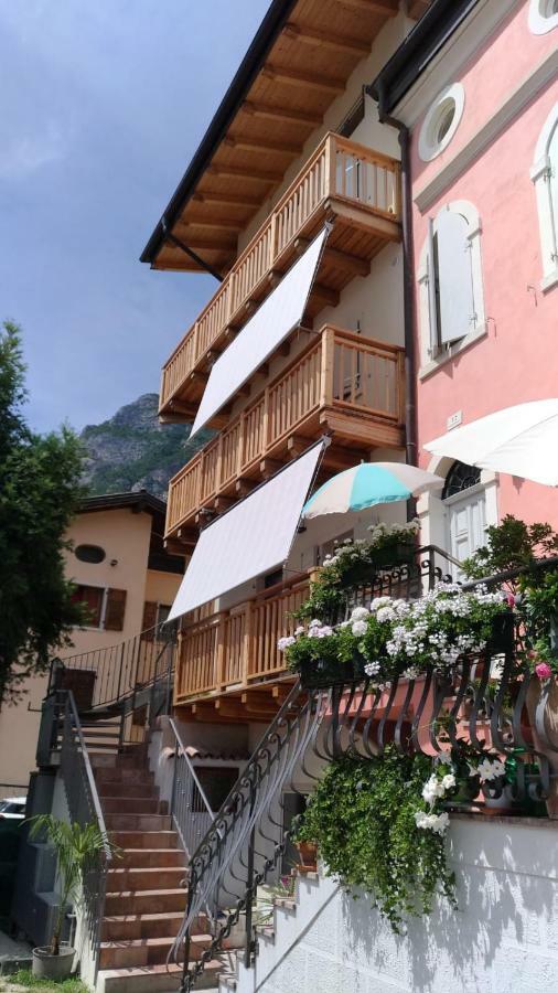 Antica Casa Alboletta Apartment Riva del Garda Exterior foto